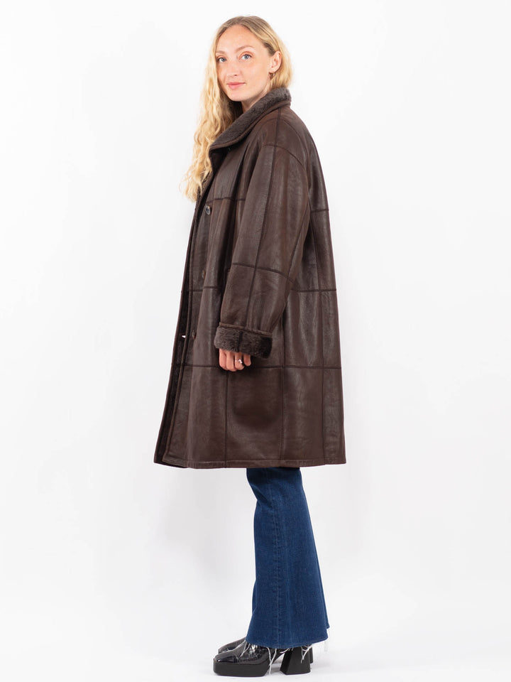 Vintage 00's Women Sheepskin Coat in BrownA0348