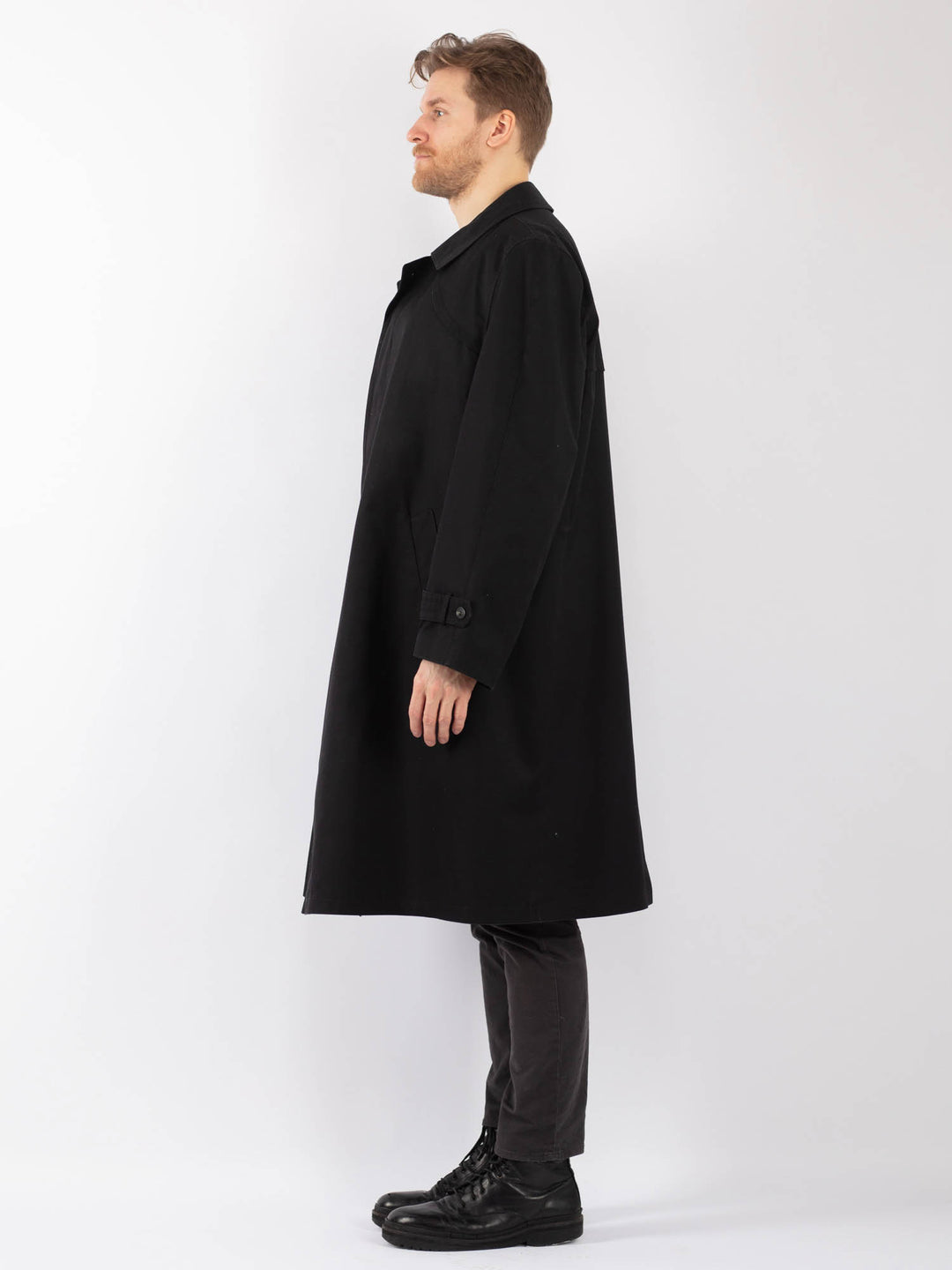 Vintage 70's Men Trench Coat in BlackZ1242