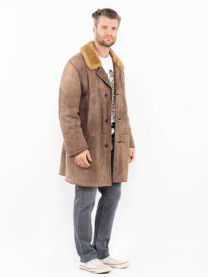 Vintage 70's Men Sheepskin Coat in BeigeZ1917