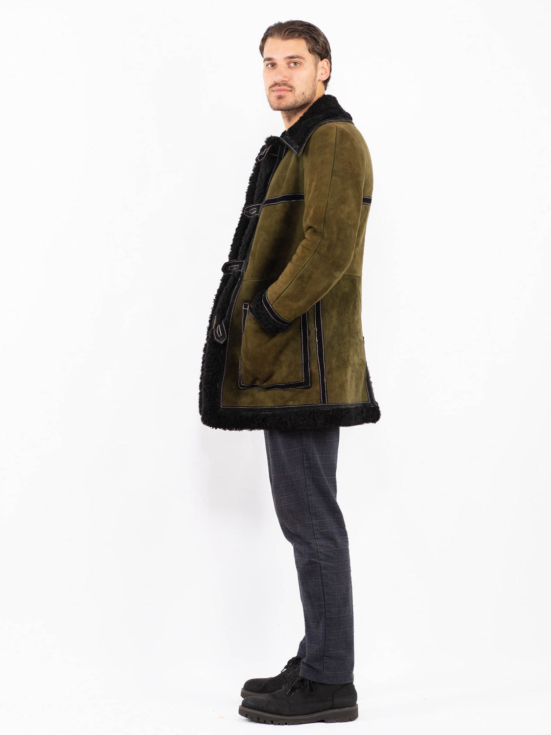 Vintage 70's Men Sheepskin Coat in GreenZ2369