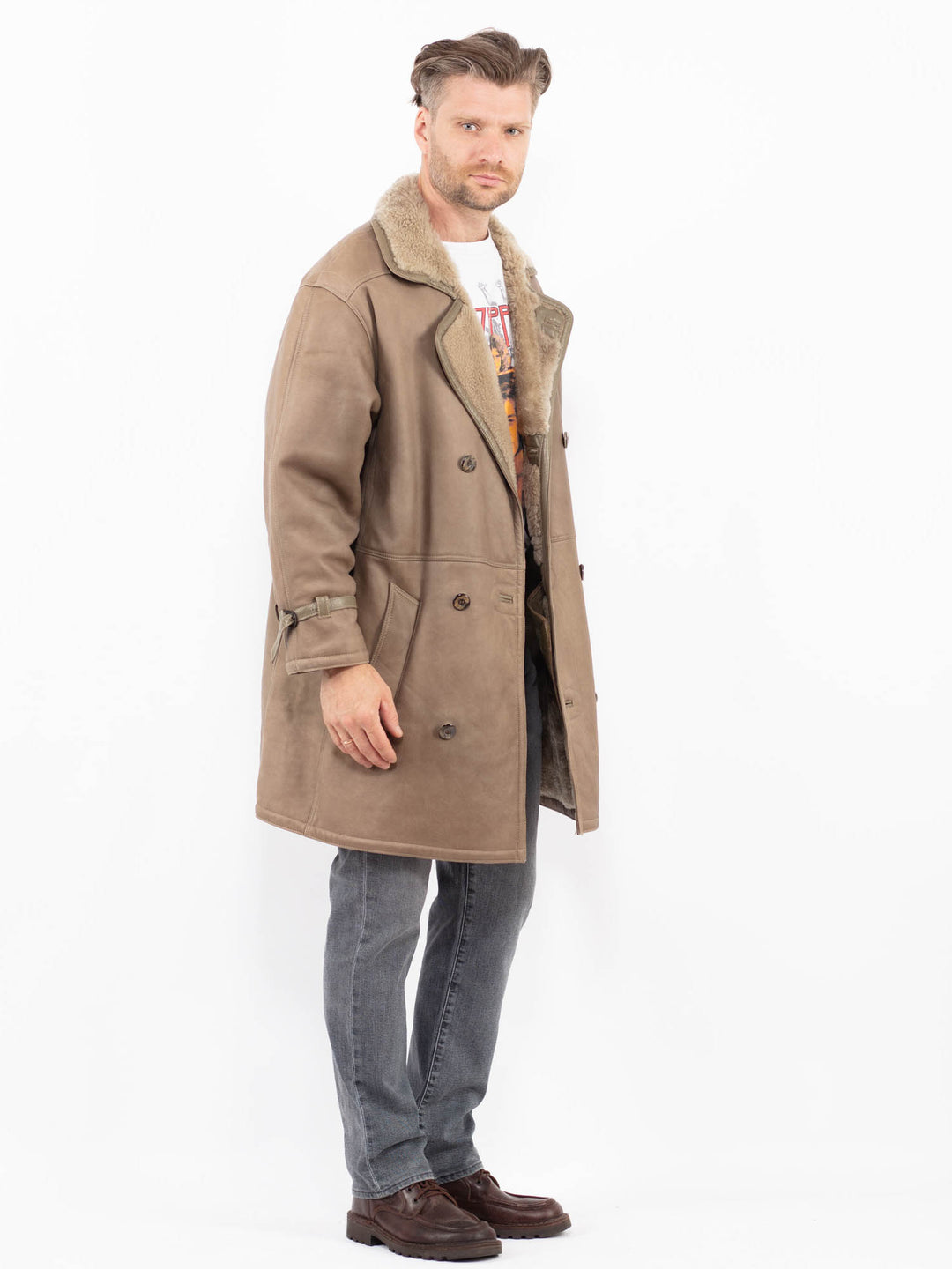 Vintage 70's Men Sheepskin Coat in BeigeZ2107