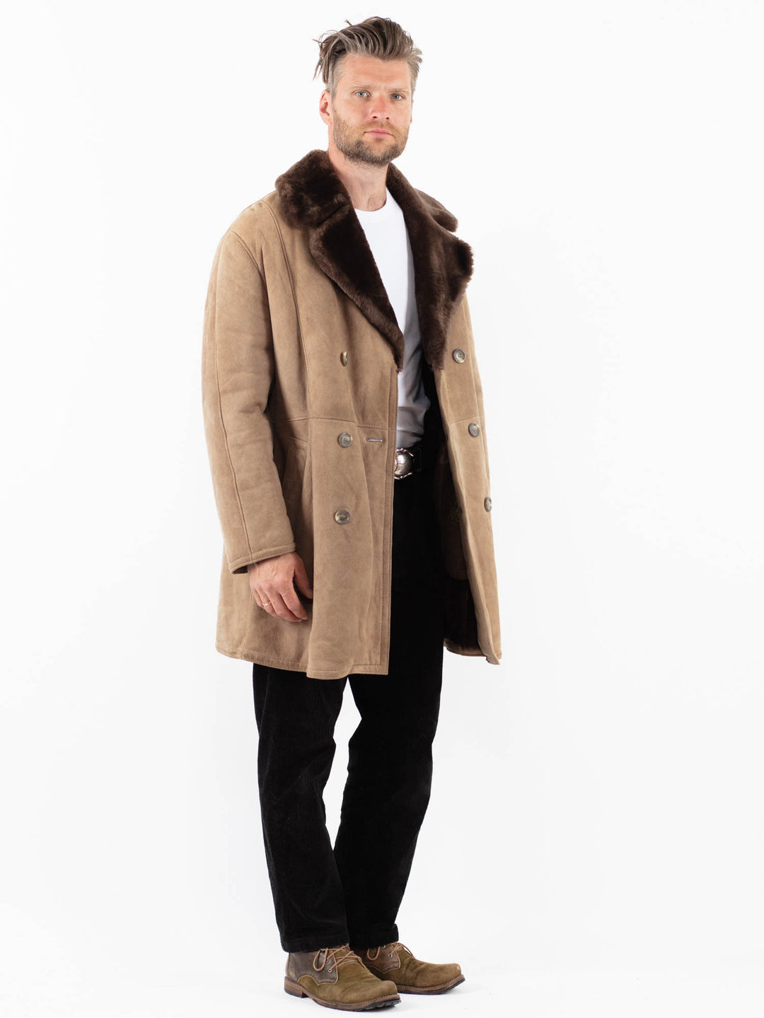Vintage 70's Men Sheepskin Coat in BeigeZ1899