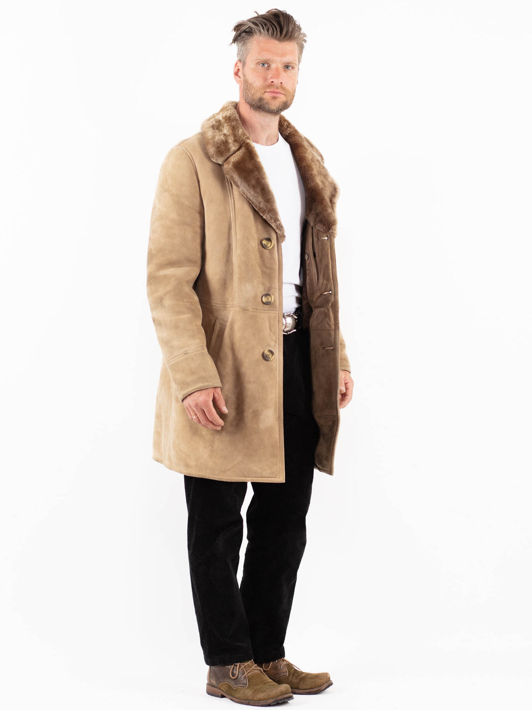 Vintage 70's Men Sheepskin Coat in BeigeZ1905