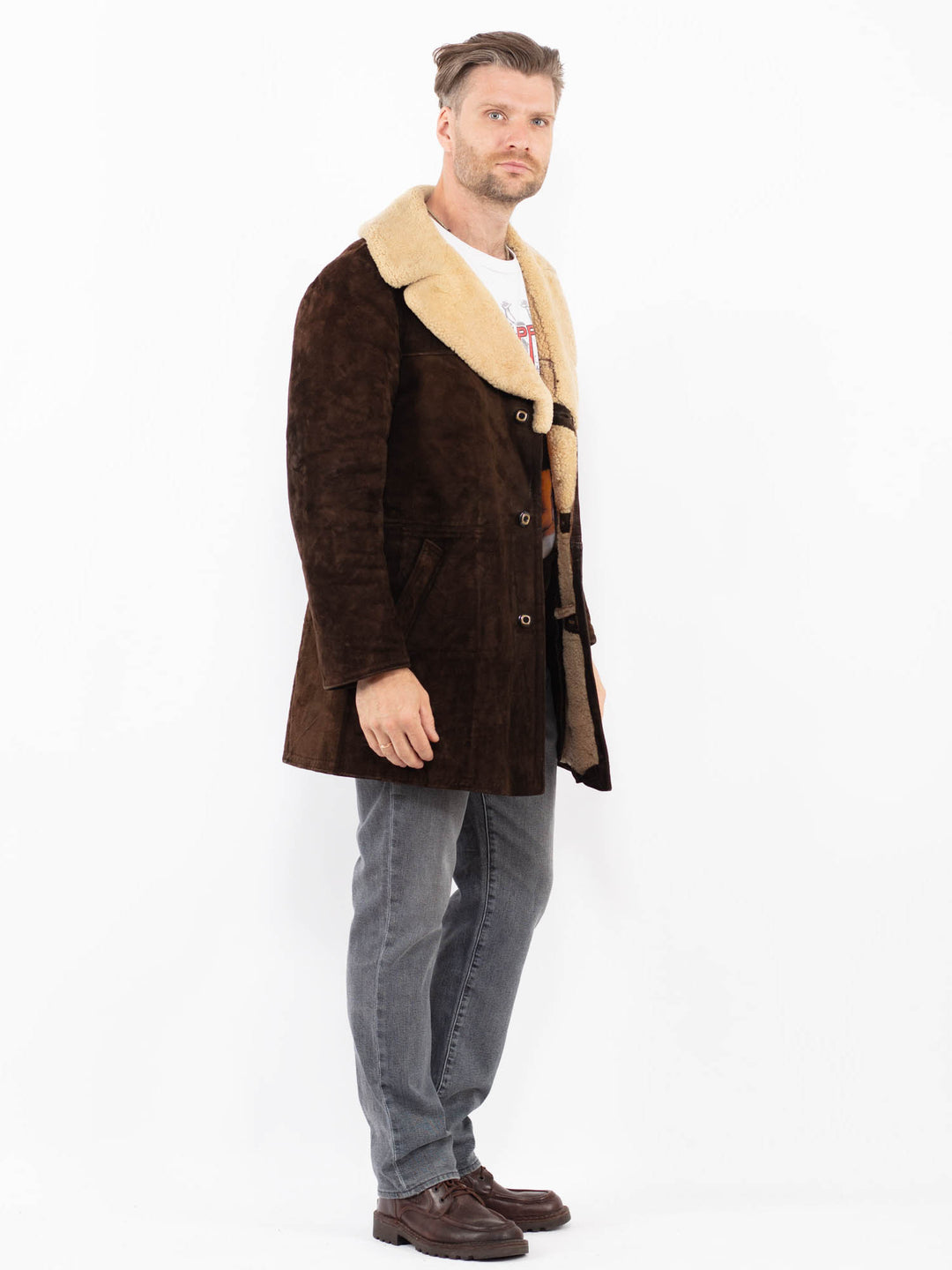 Vintage 70's Men Sheepskin Coat in BrownZ2137