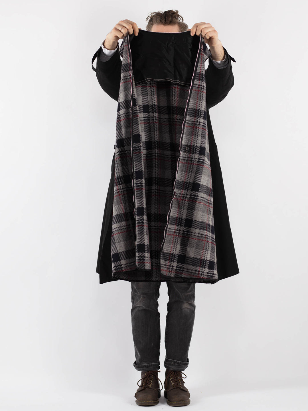 Vintage 70's Men Trench Coat in BlackZ795