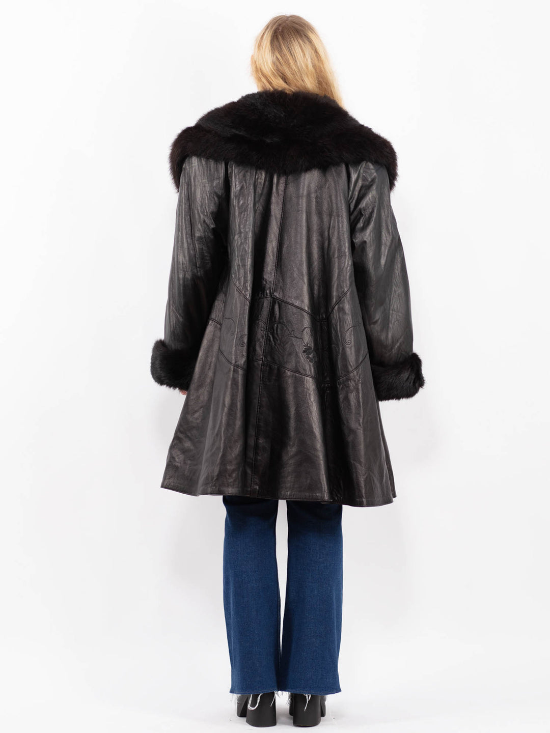 Vintage 70's Women Leather Coat in BlackA0418