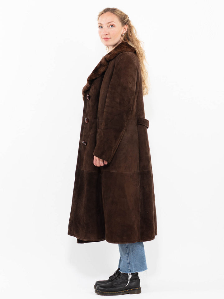 Vintage 70's Women Sheepskin Coat in BrownA0246