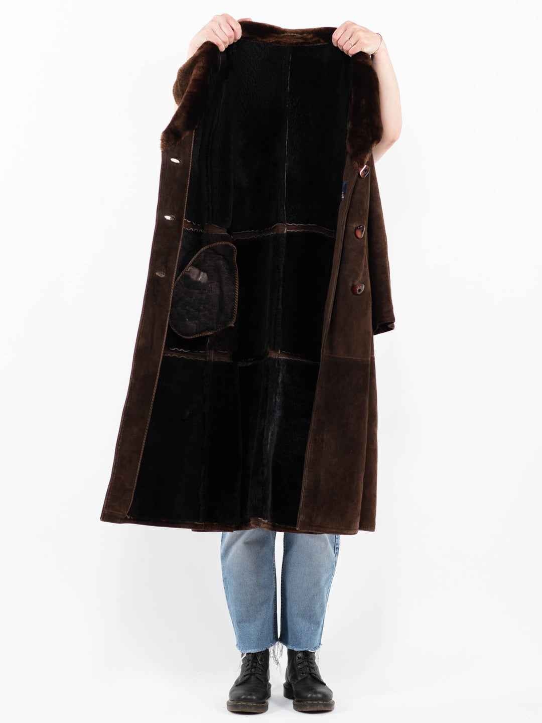 Vintage 70's Women Sheepskin Coat in BrownA0246