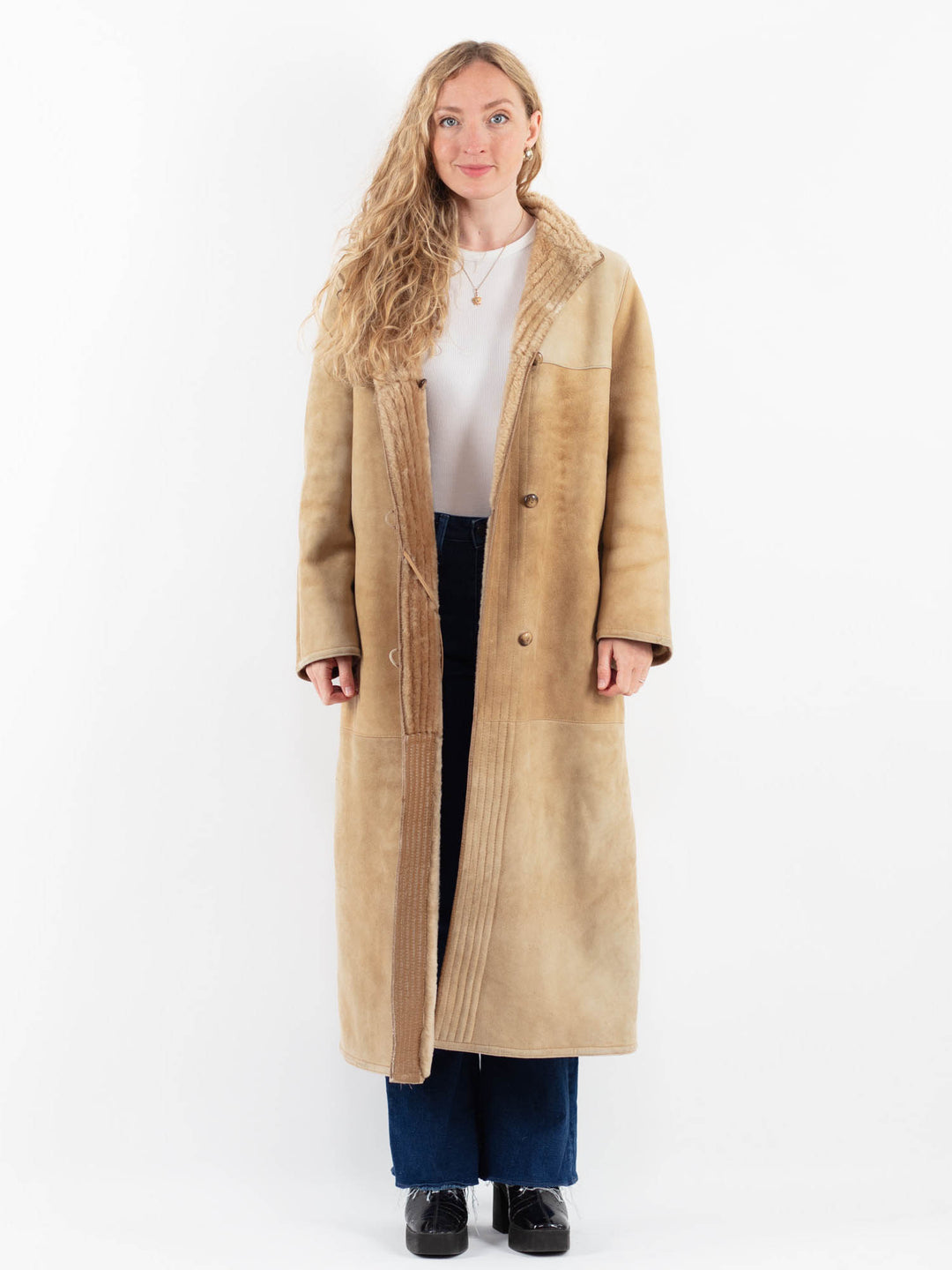 Vintage 70's Women Sheepskin Coat in BeigeV9850