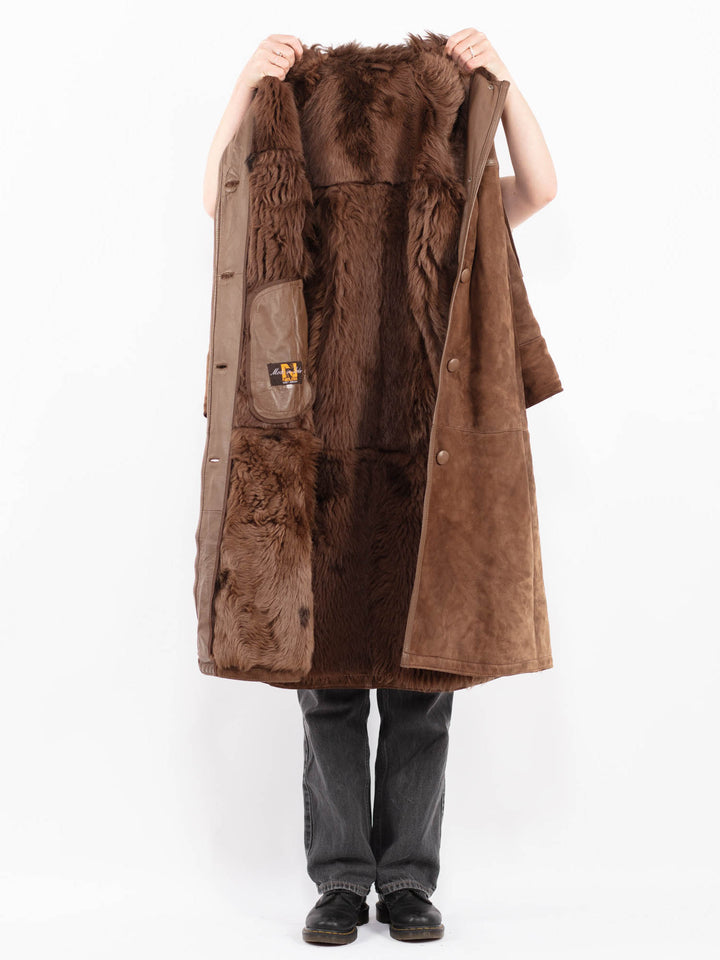 Vintage 70's Women Sheepskin Coat in BrownA0600