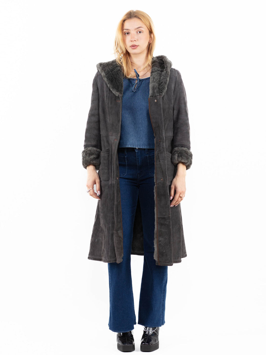 Vintage 70's Women Sheepskin Coat in GrayA0056