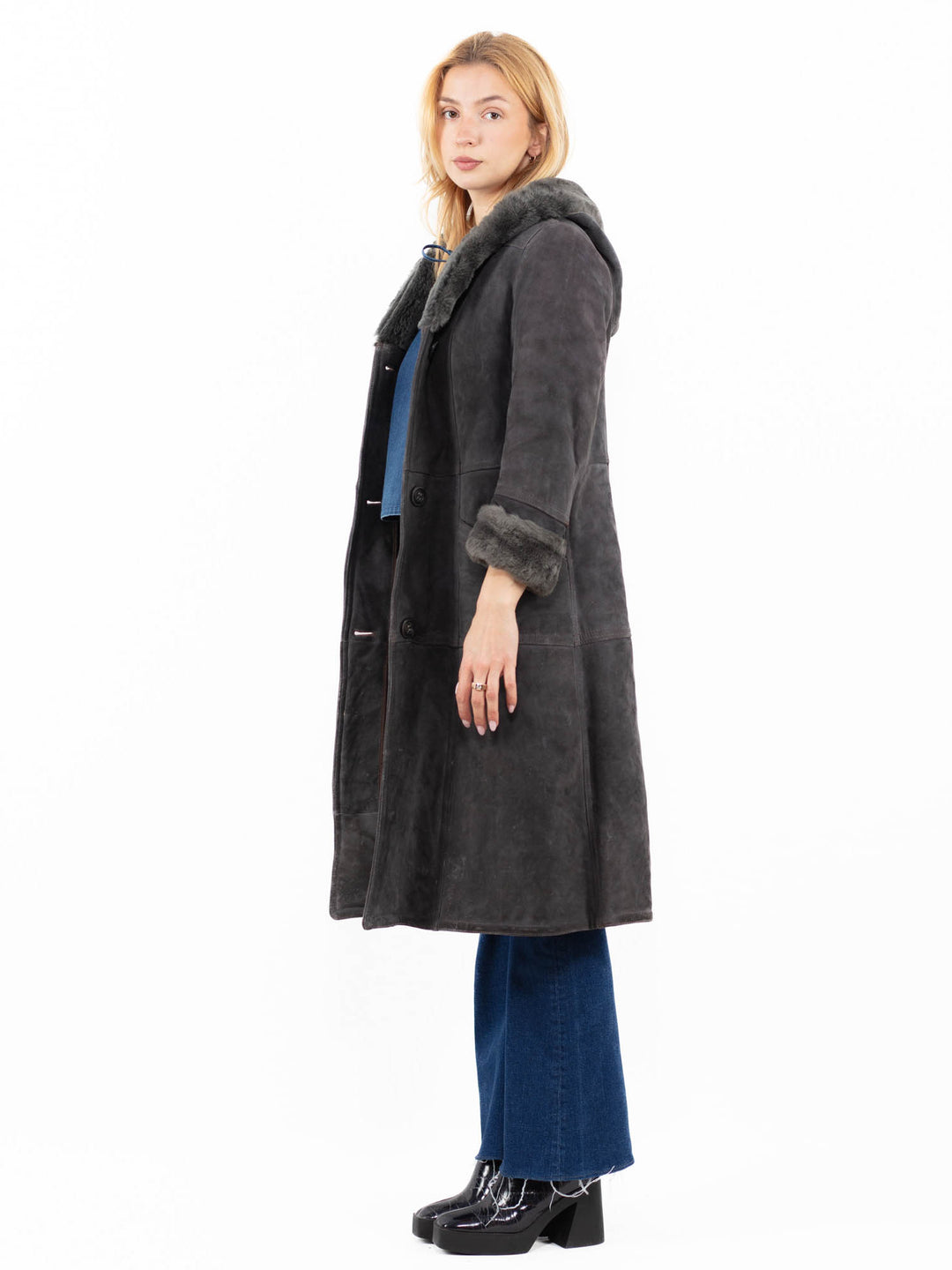 Vintage 70's Women Sheepskin Coat in GrayA0056