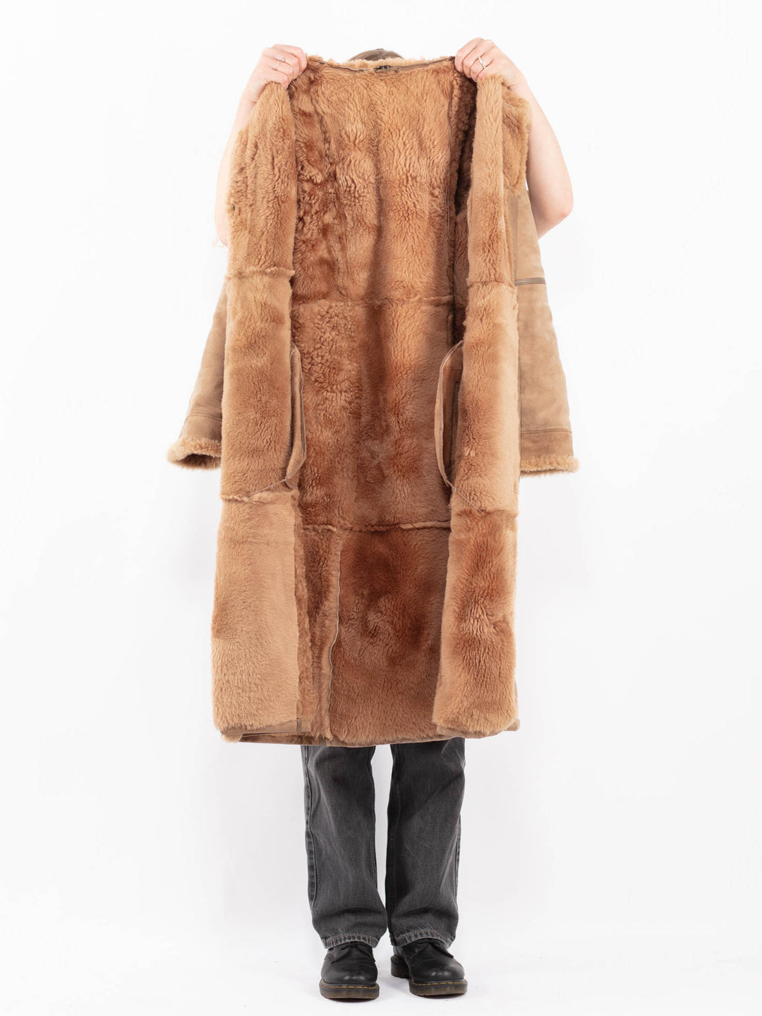 Vintage 70's Women Sheepskin Coat in BeigeA0610
