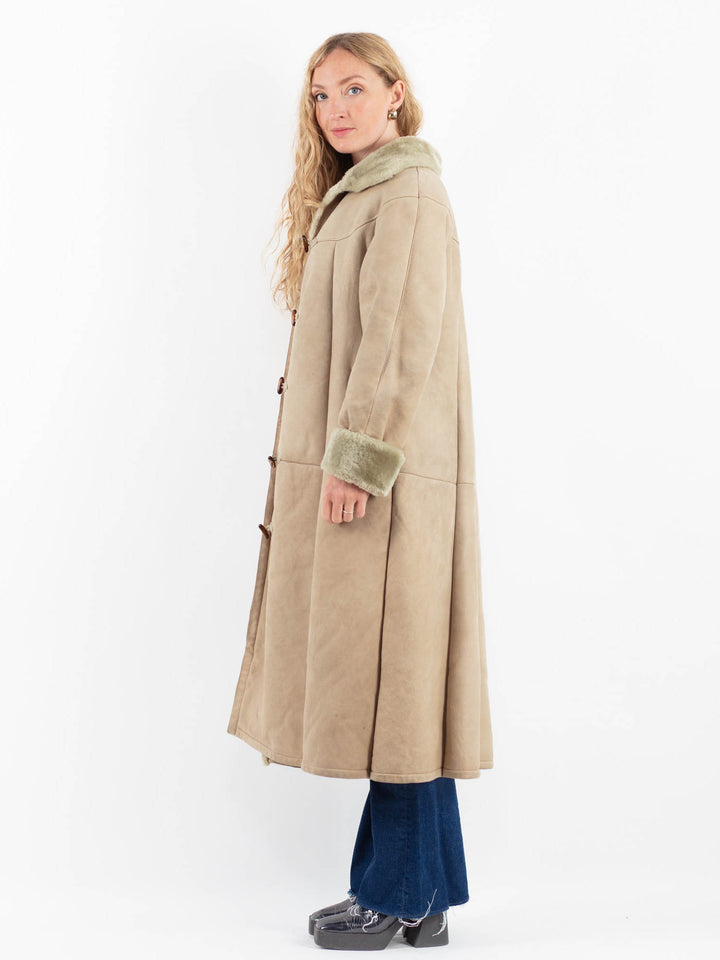 Vintage 70's Women Sheepskin Coat in BeigeV9872