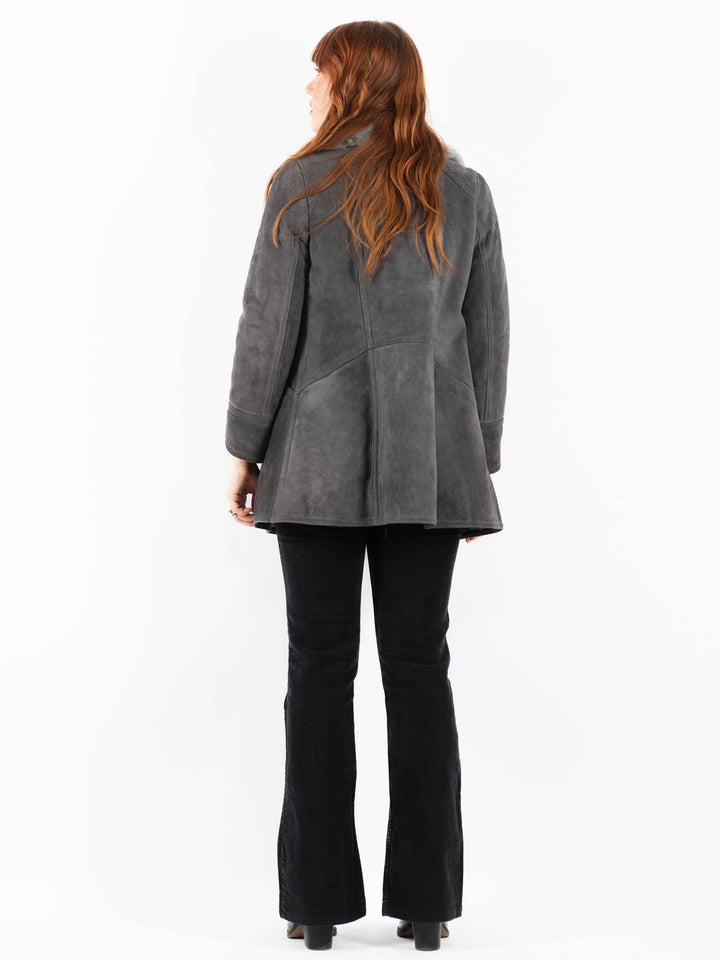Vintage 70's Women Sheepskin Coat in GrayV9771