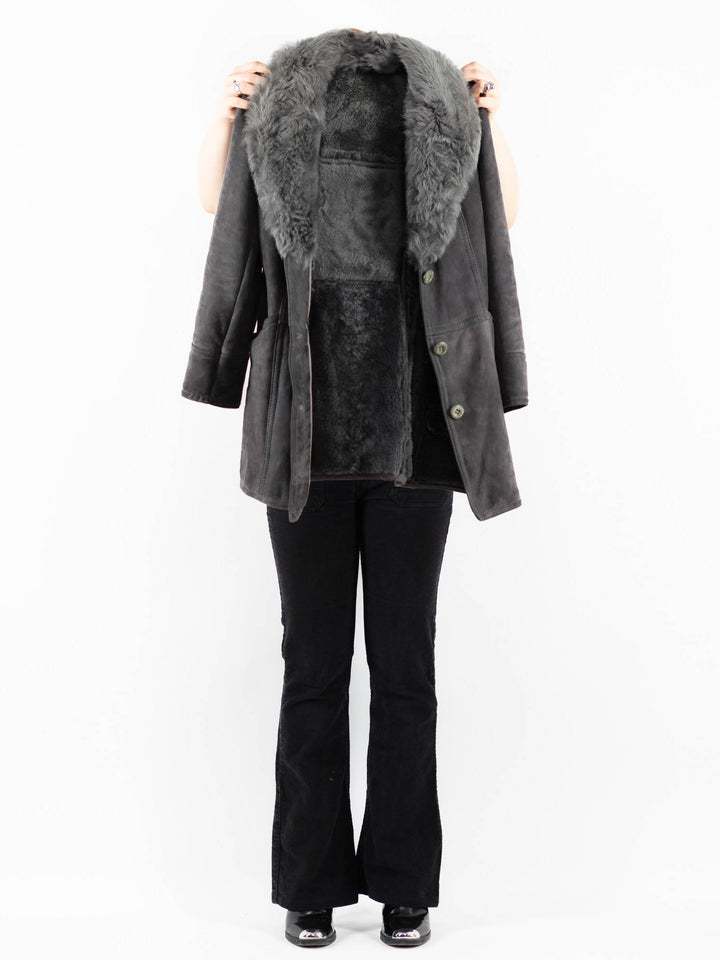 Vintage 70's Women Sheepskin Coat in GrayV9771