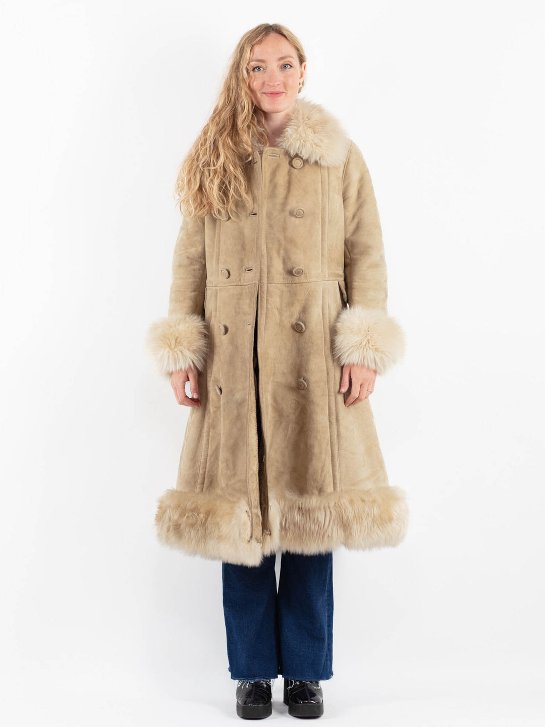 Vintage 70's Women Sheepskin Coat in BeigeV9889
