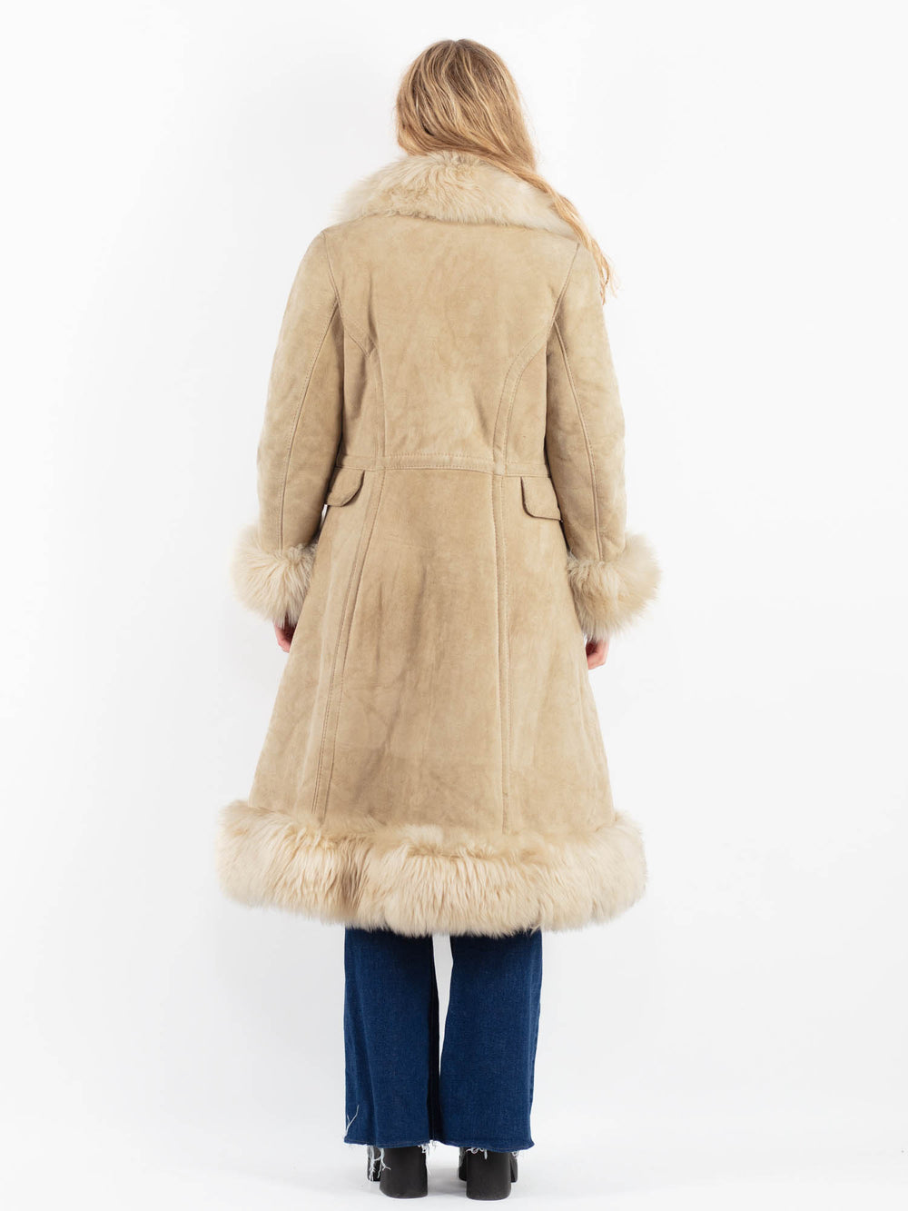 Vintage 70's Women Sheepskin Coat in BeigeV9889