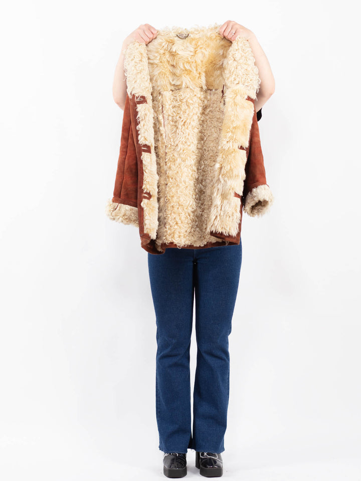 Vintage 70's Women Sheepskin Coat in BrownA0392
