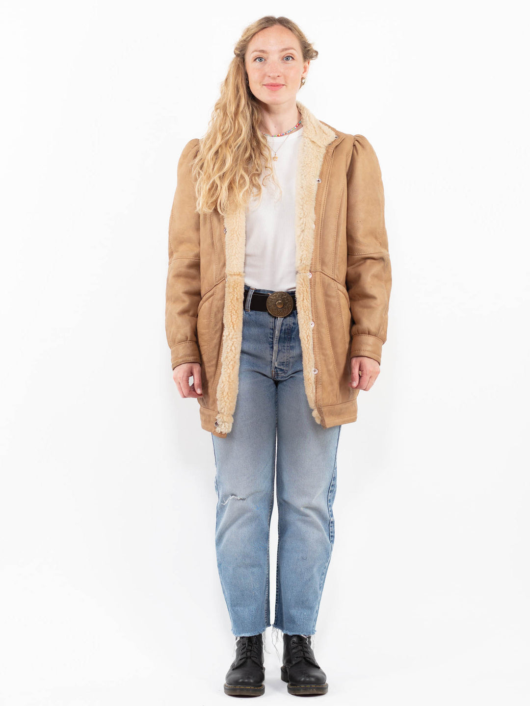 Vintage 70's Women Sheepskin Coat in BeigeA0294