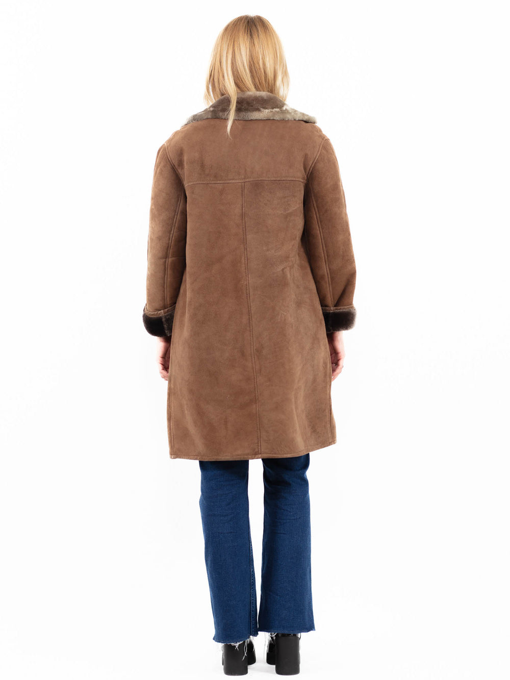 Vintage 70's Women Sheepskin Coat in BrownA0091