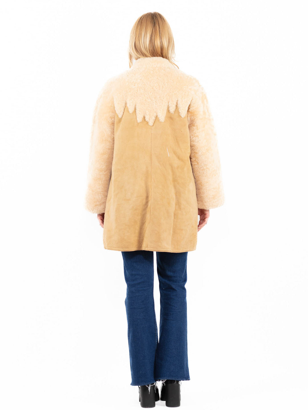 Vintage 70's Women Sheepskin Shearling Coat in BeigeA0103