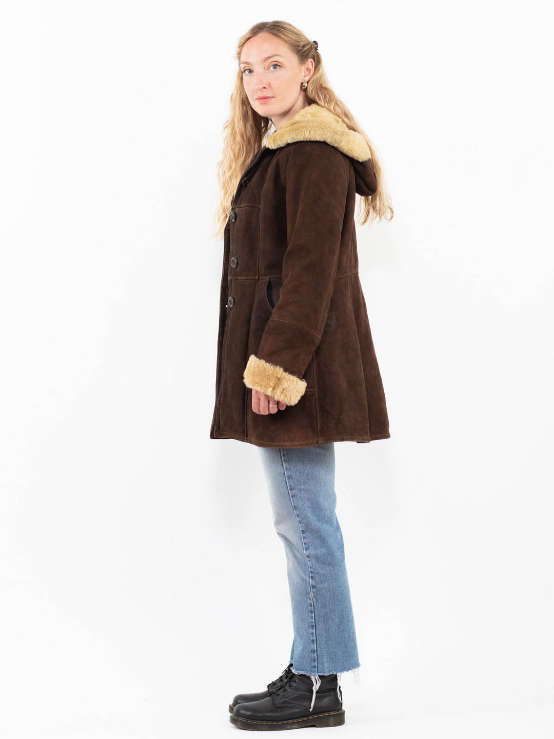 Vintage 70's Women Sheepskin Coat in BrownA0319