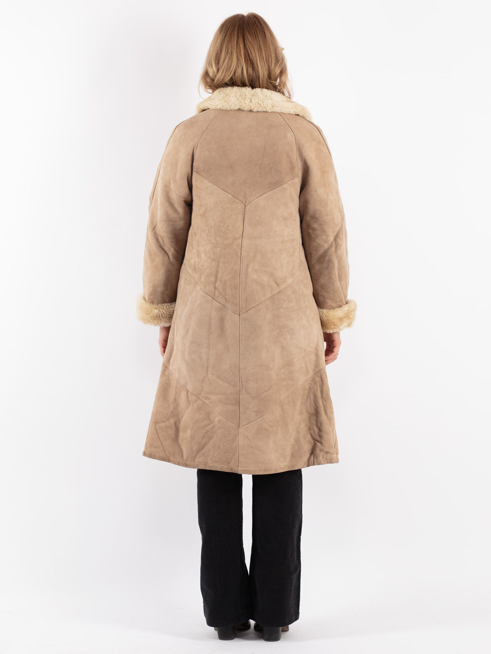 Vintage 70's Women Sheepskin Coat in Beige
