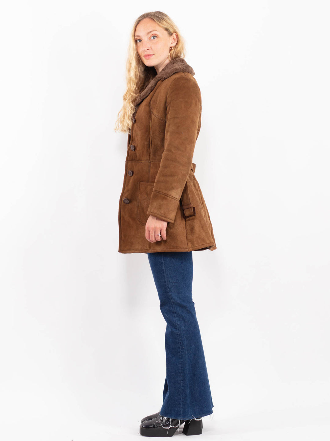 Vintage 70's Women Sheepskin Coat in BrownA0426
