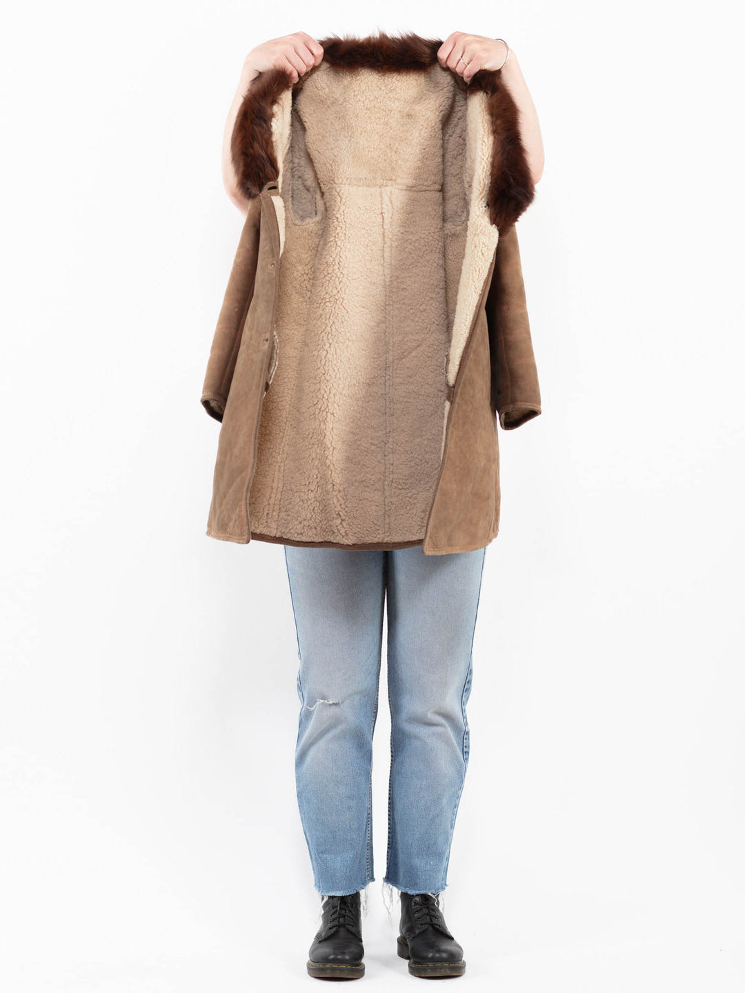 Vintage 70's Women Sheepskin Coat in BrownA0330