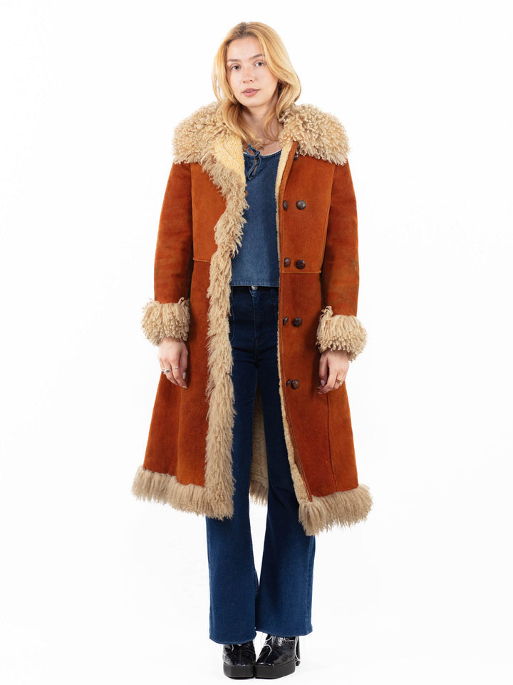 Vintage 70's Women Sheepskin Coat in BrownA0135
