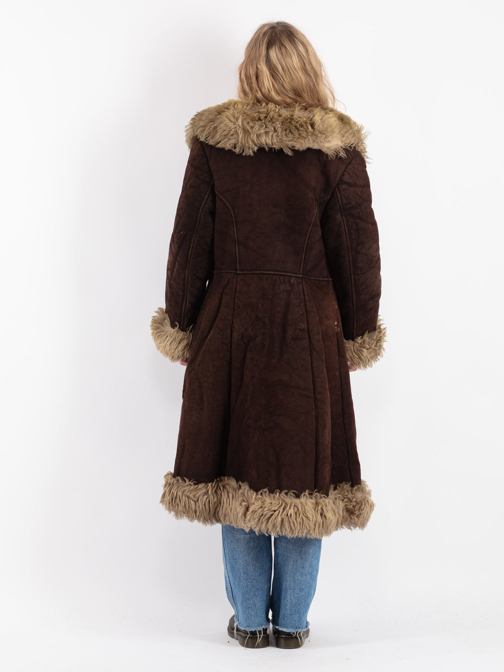Vintage 70's Women Sheepskin Coat in BrownV9084