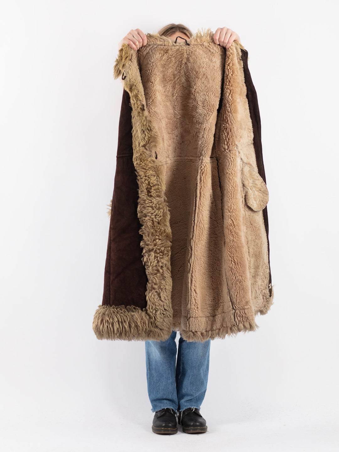 Vintage 70's Women Sheepskin Coat in BrownV9084