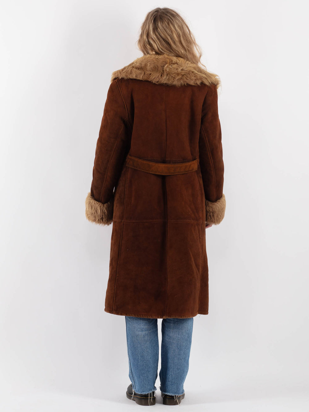 Vintage 70's Women Sheepskin Shearling Coat in BrownV9281