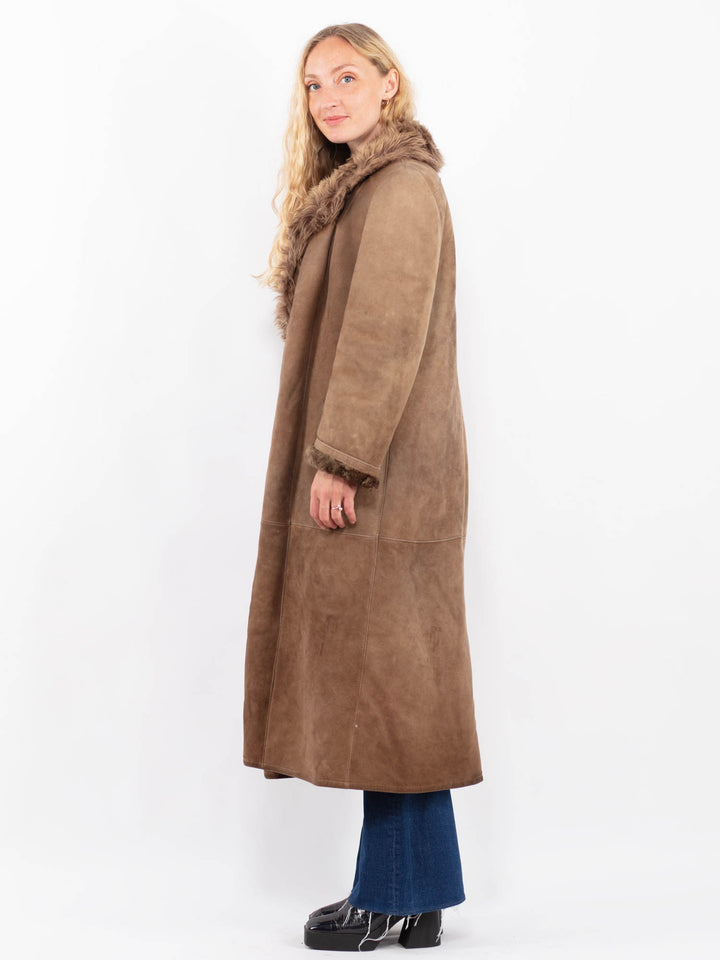 Vintage 70's Women Sheepskin Coat in BrownA0468