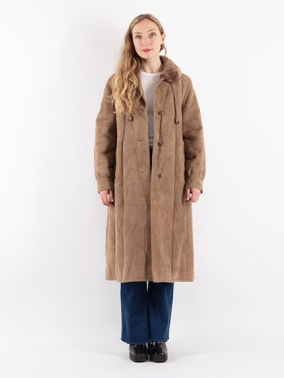 Vintage 70's Women Sheepskin Coat in Beige