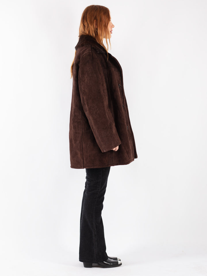 Vintage 70's Women Sheepskin Coat in Brown