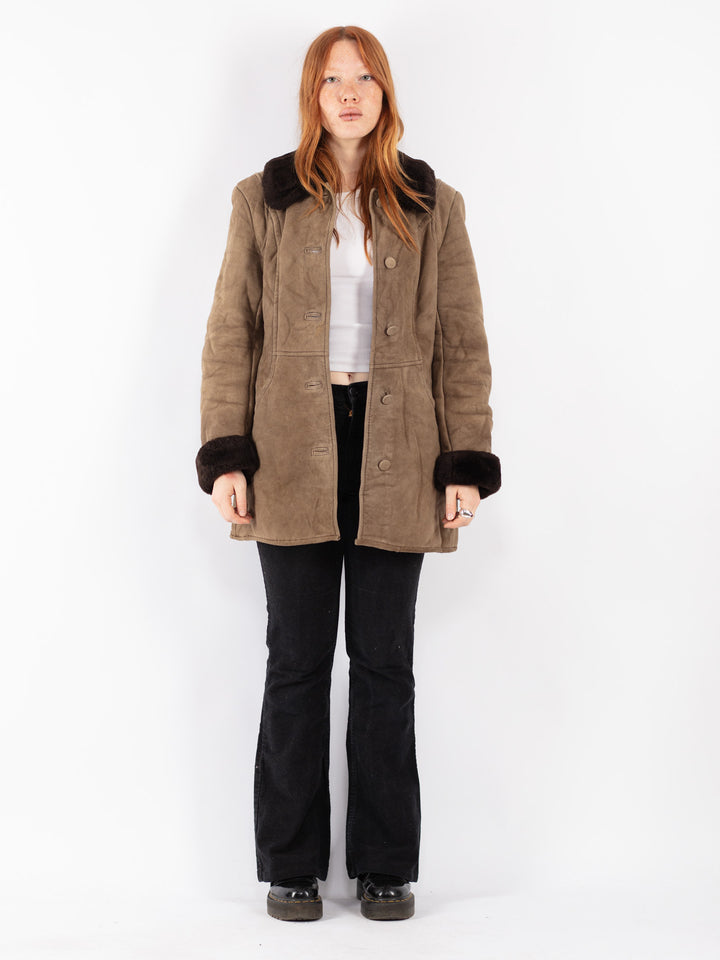 Vintage 70's Women Sheepskin Coat in Beige