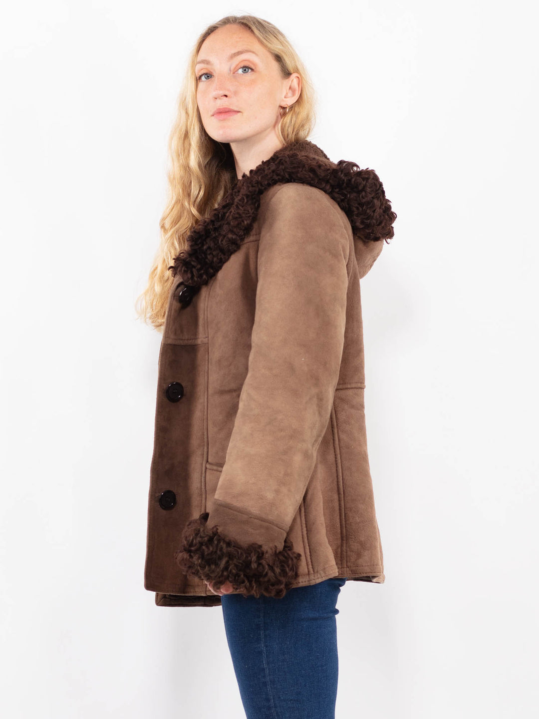 Vintage 70's Women Sheepskin Jacket in BrownA0414