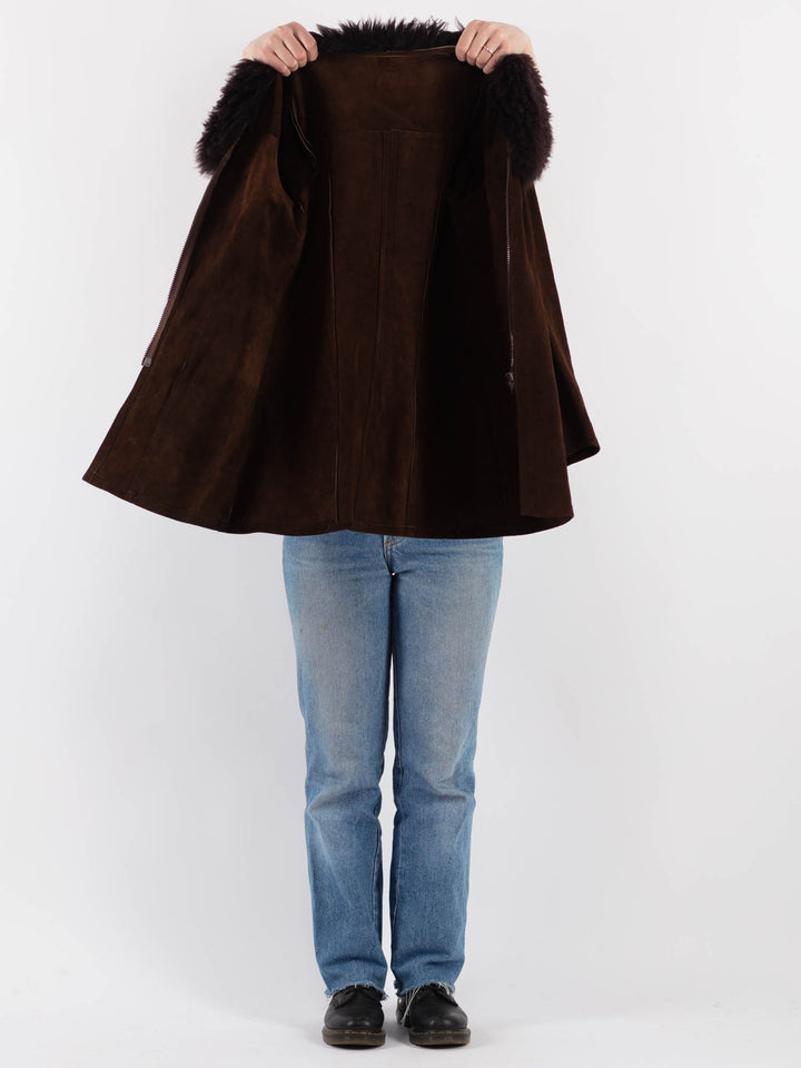Vintage 70's Women Suede Jacket in Brown