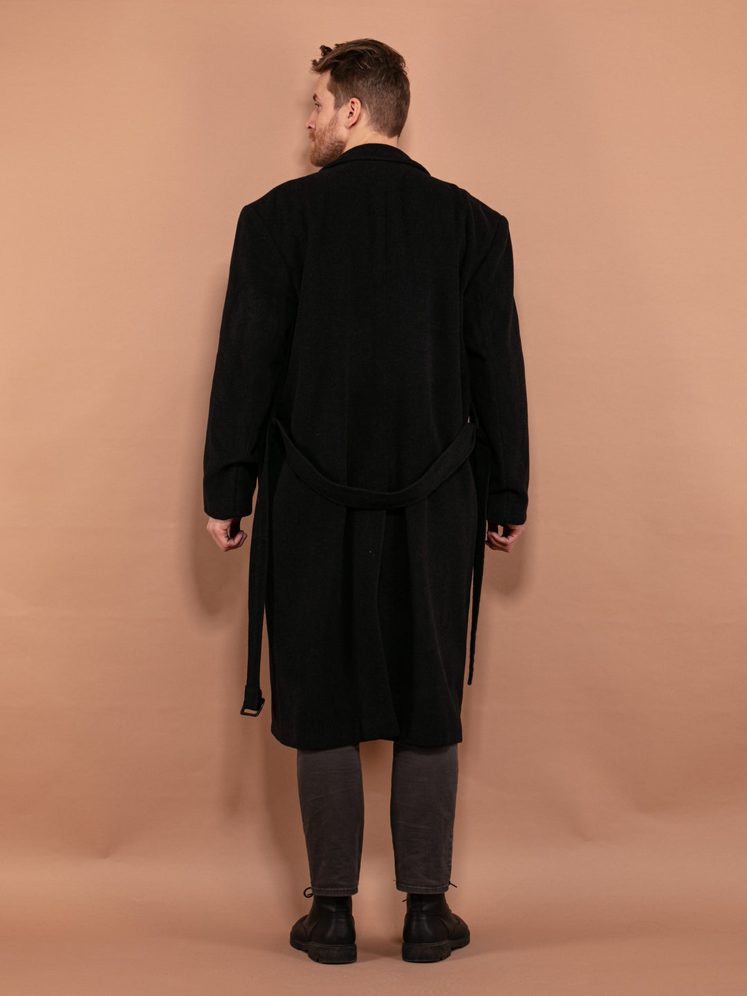 Vintage 80's Men Cashmere and Wool Blend Coat in Dark Gray - NorthernGrip