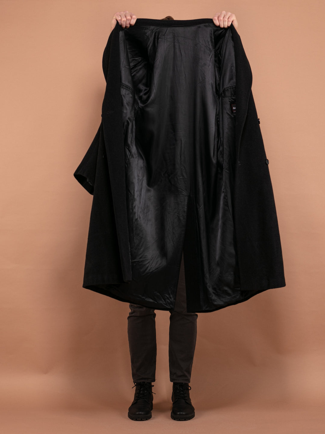 Vintage 80's Men Cashmere and Wool Blend Coat in Dark Gray - NorthernGrip