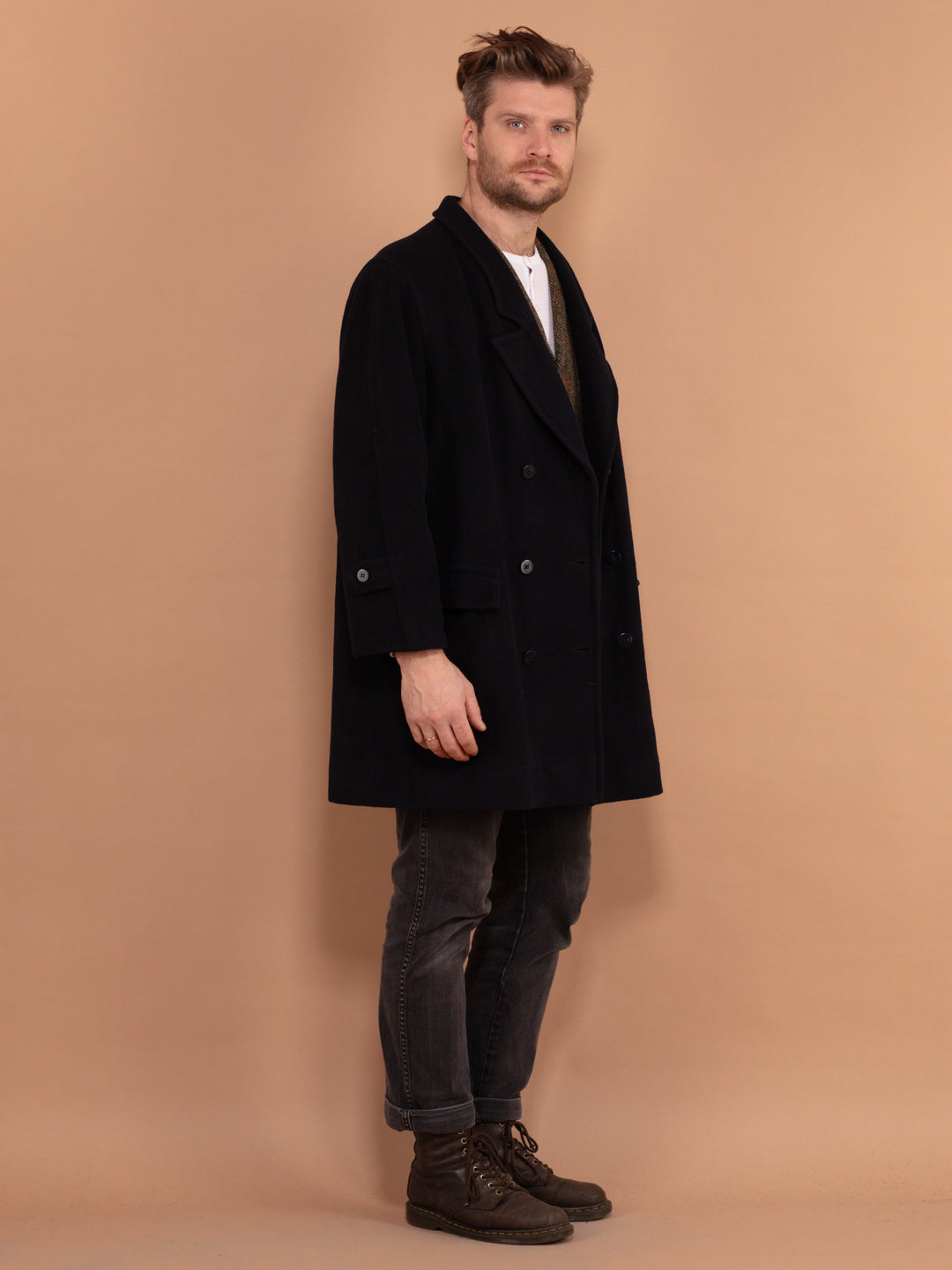 Vintage 80's Men Cashmere Wool Blend Coat in Navy Blue - NorthernGrip