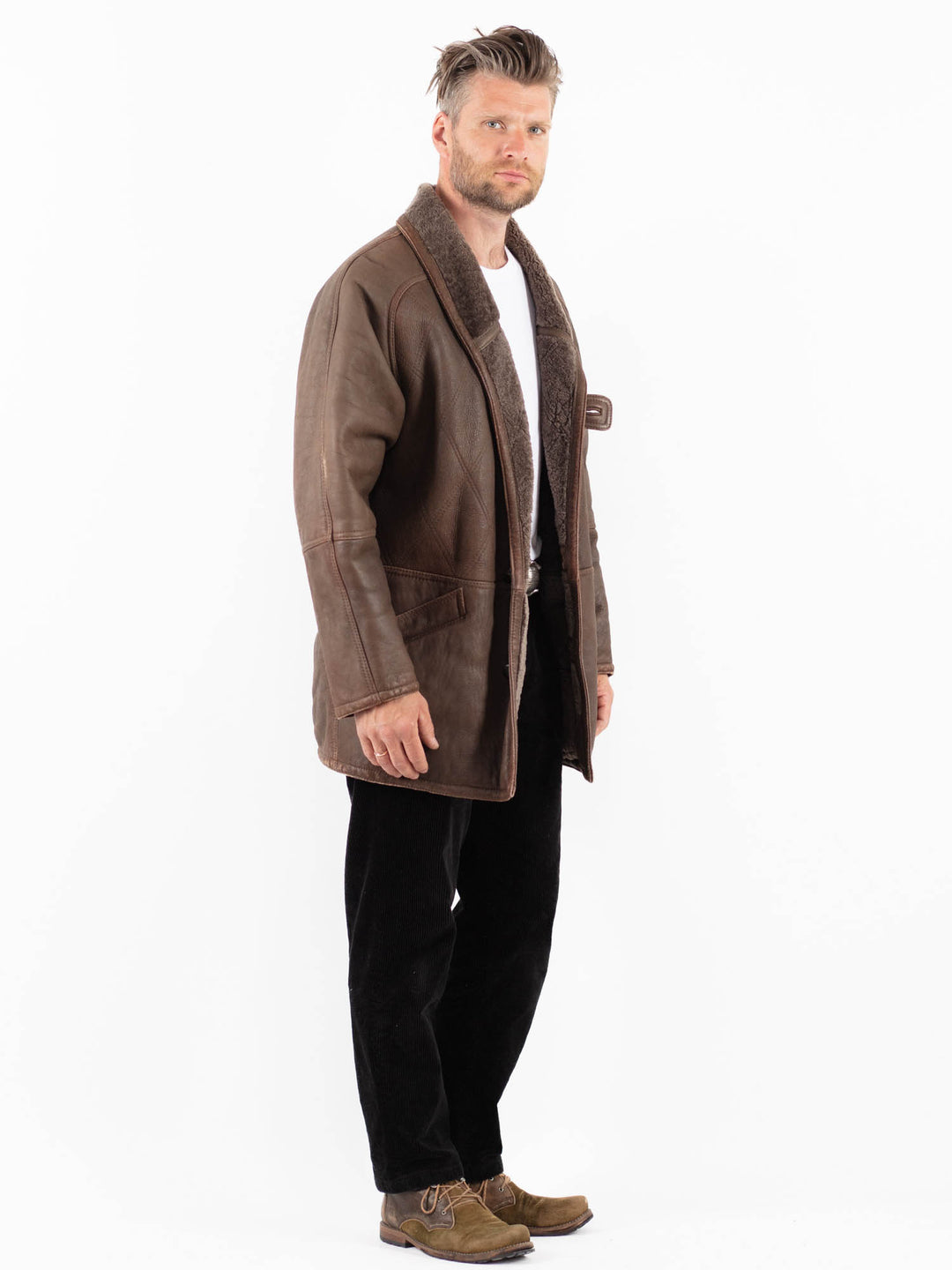 Vintage 80's Men Sheepskin Coat in BrownZ1898