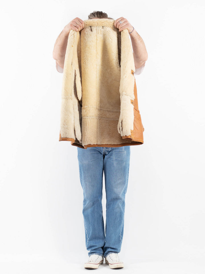 Vintage 80's Men Sheepskin Coat in BrownZ1802