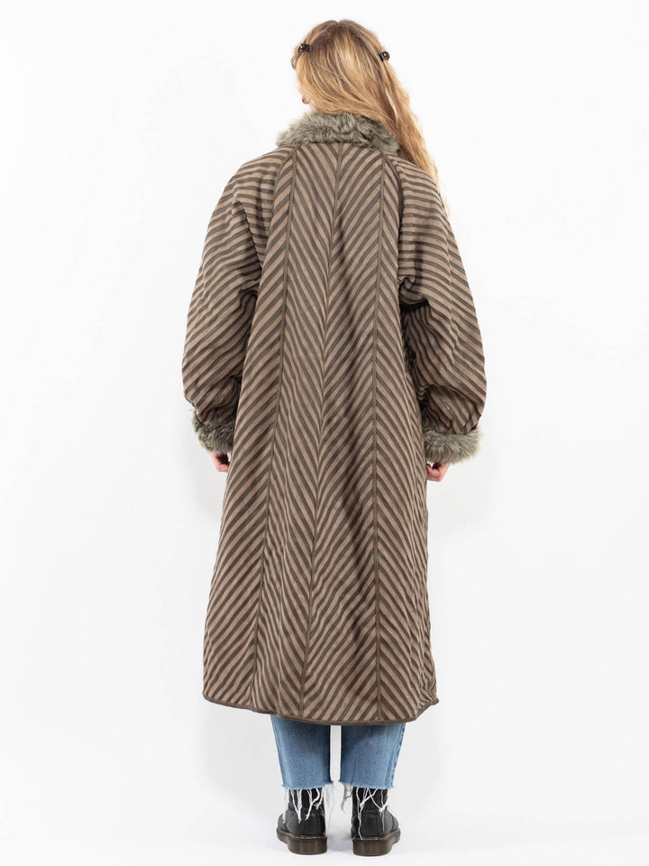 Vintage 80's Women Sheepskin Coat in BeigeA0248
