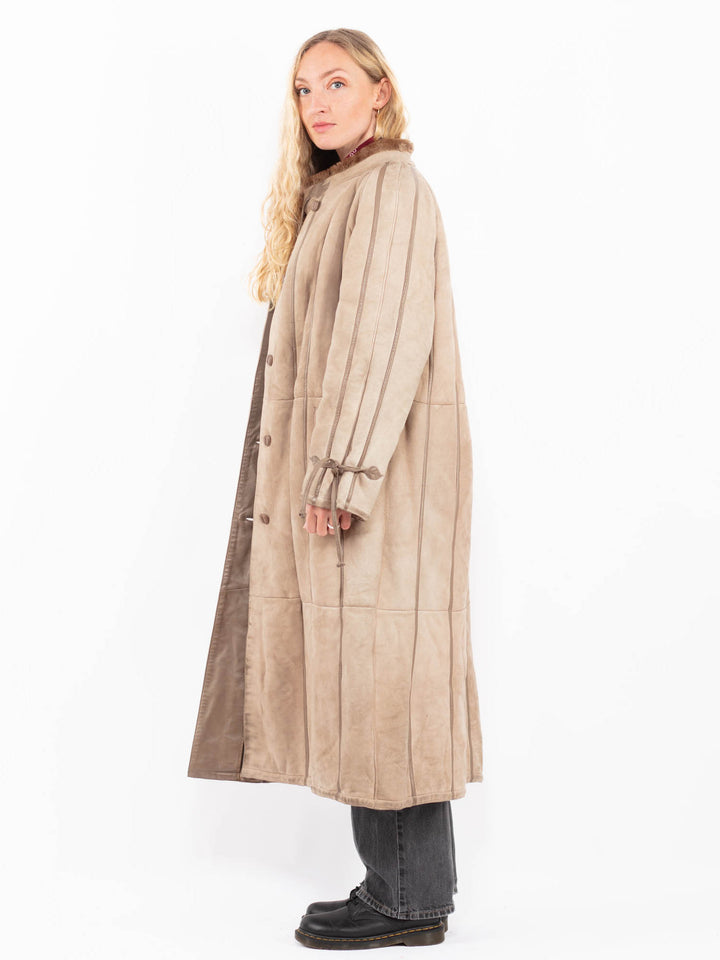 Vintage 80's Women Sheepskin Coat in BeigeA0598