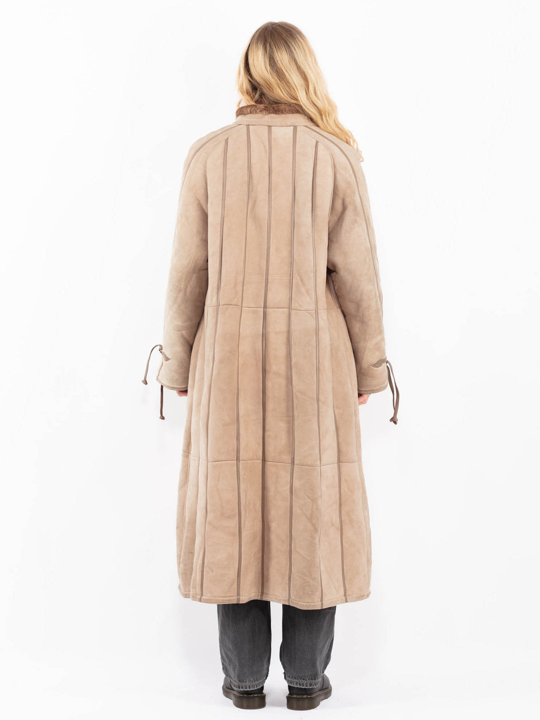 Vintage 80's Women Sheepskin Coat in BeigeA0598