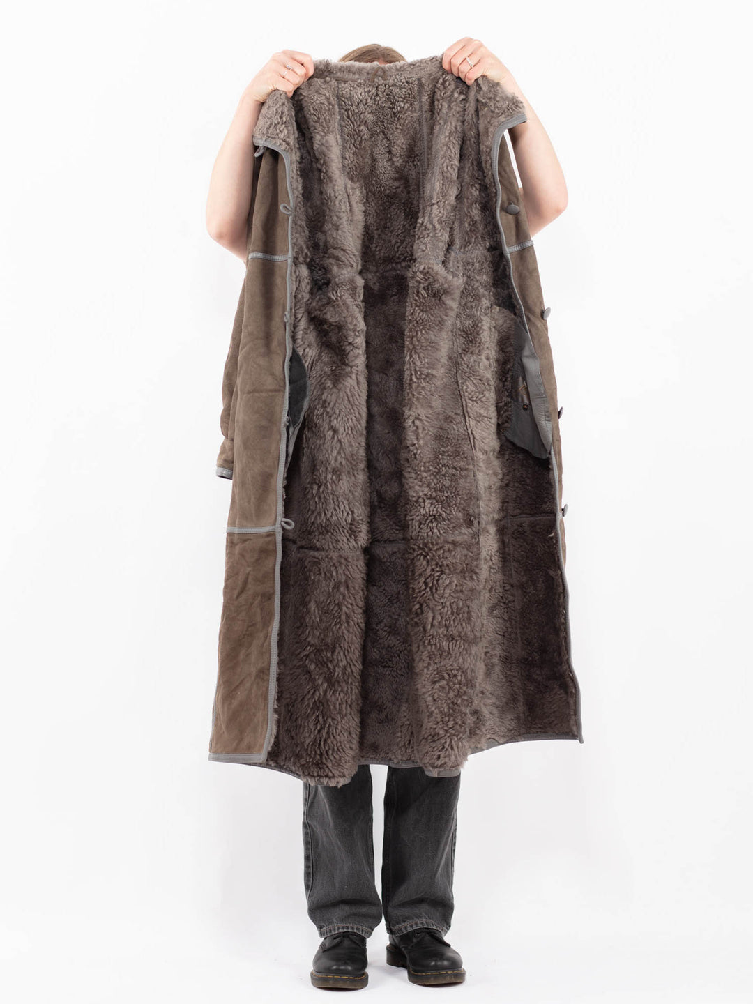 Vintage 80's Women Sheepskin Coat in GrayA0602