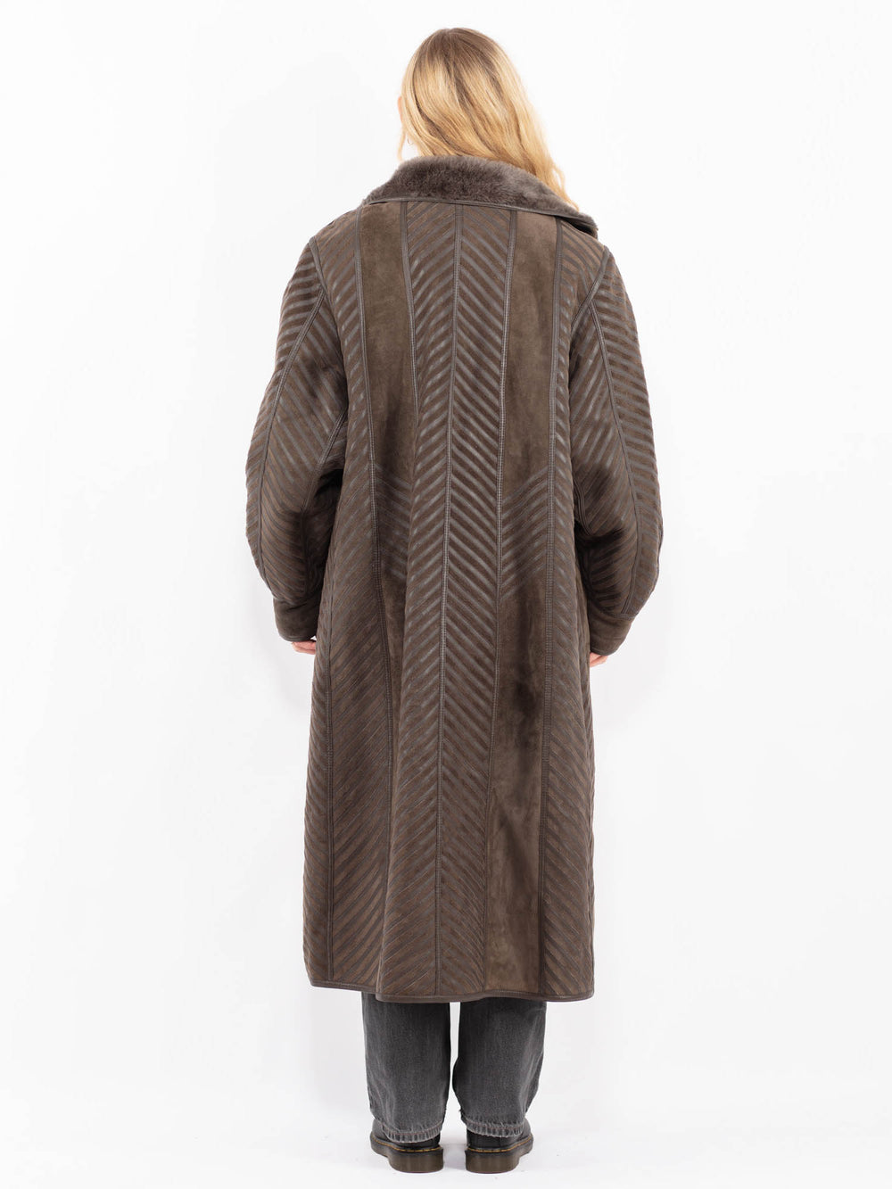 Vintage 80's Women Sheepskin Coat in BrownA0603